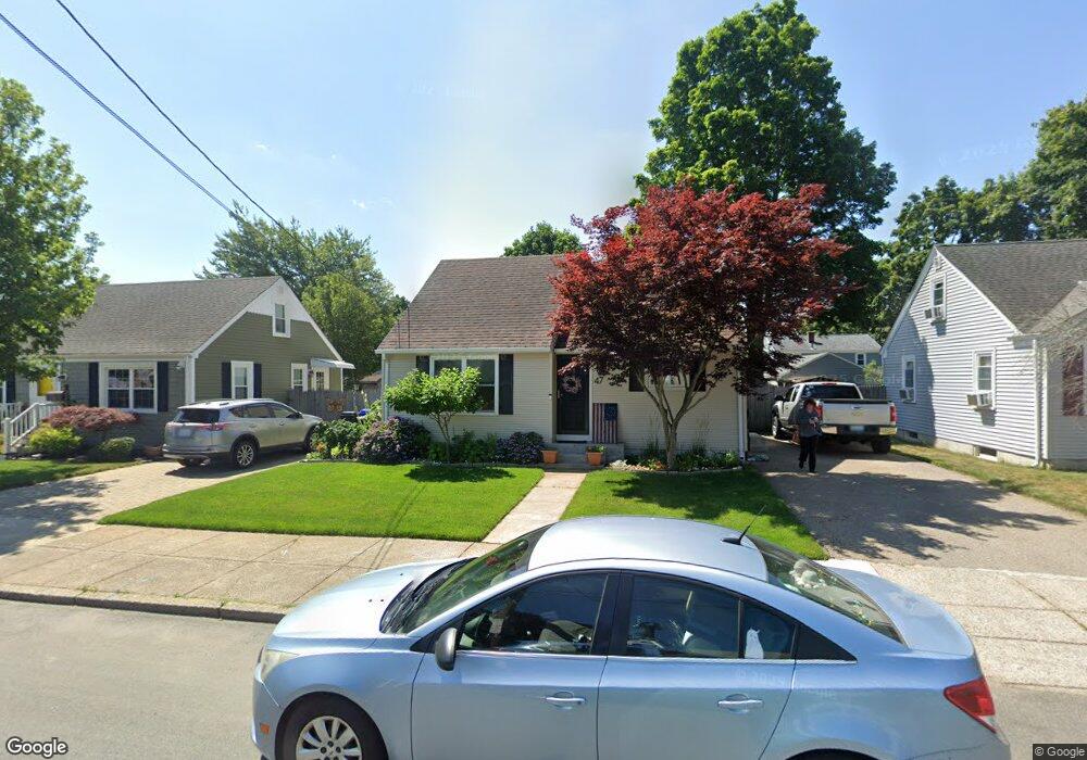 47 Welden St, Pawtucket, MA 02703 - photo 1