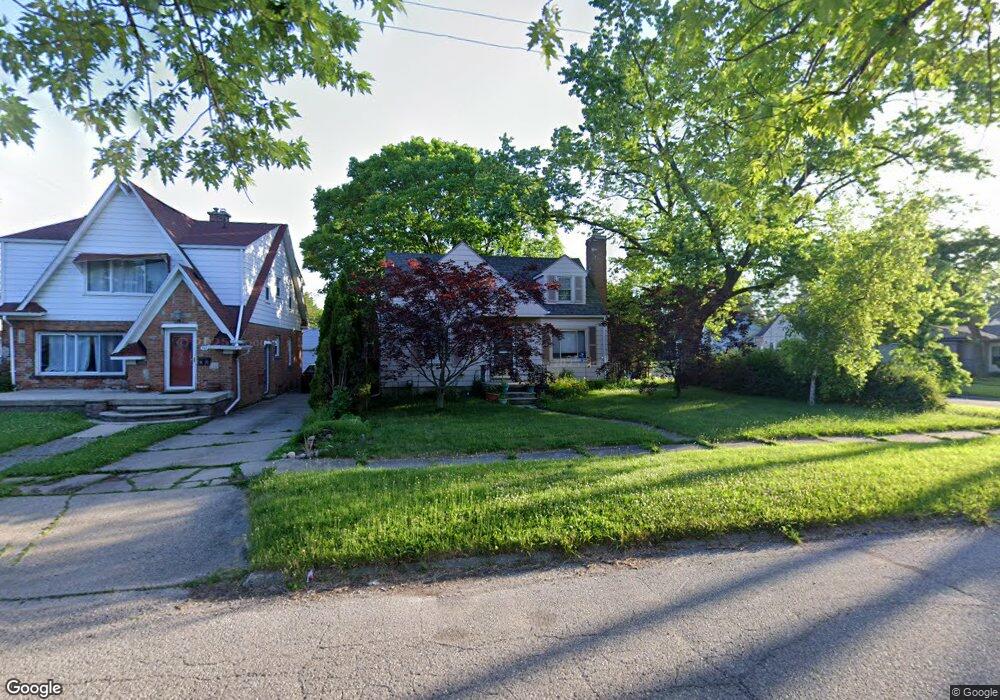 352 Commonwealth Ave, Flint, MI 48503 - photo 1
