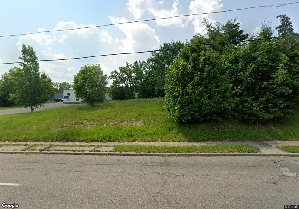 2011 W Court St, Flint, MI 48503 - photo 1