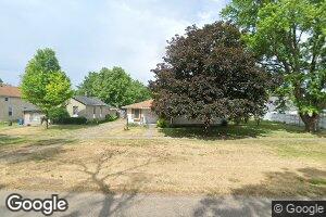 512 N Main Ave, Wyoming, IL 61491