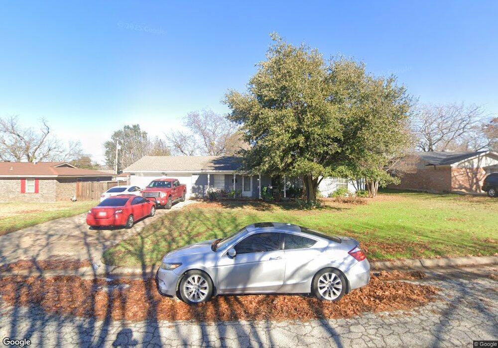 7821 Maplewood Ave, North Richland Hills, TX 76180 - photo 1