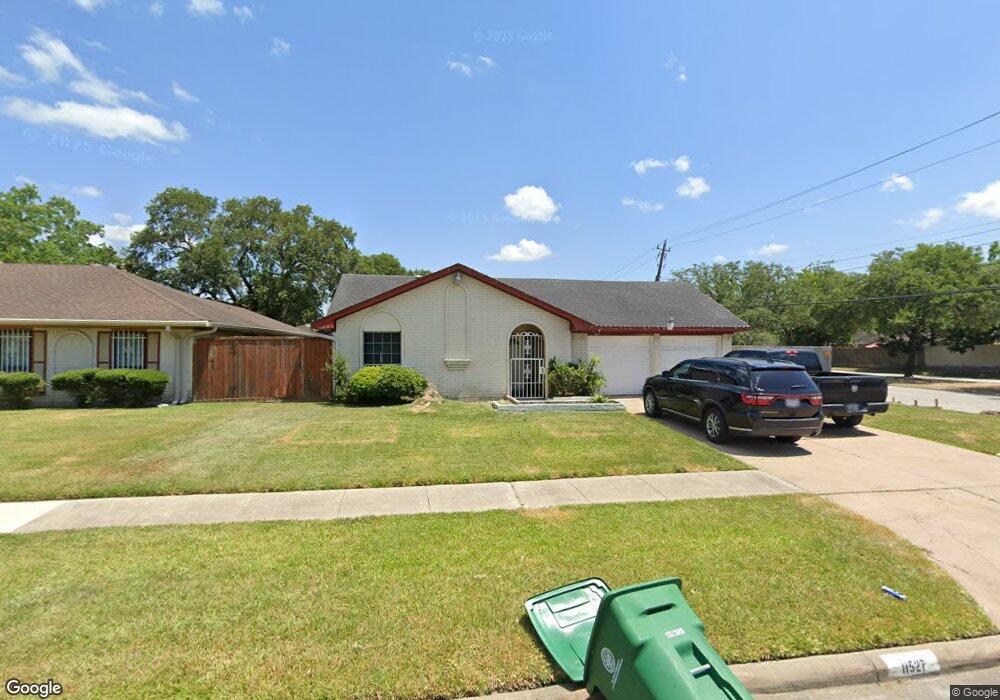 11527 Kirkvalley Dr, Houston, TX 77089 - photo 1