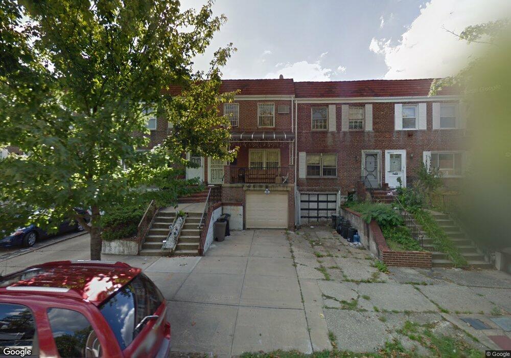 7034 175th St, Fresh Meadows, NY 11365 - photo 1