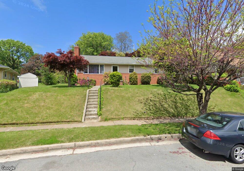 6802 Collinsdale Rd, Parkville, MD 21234 - photo 1