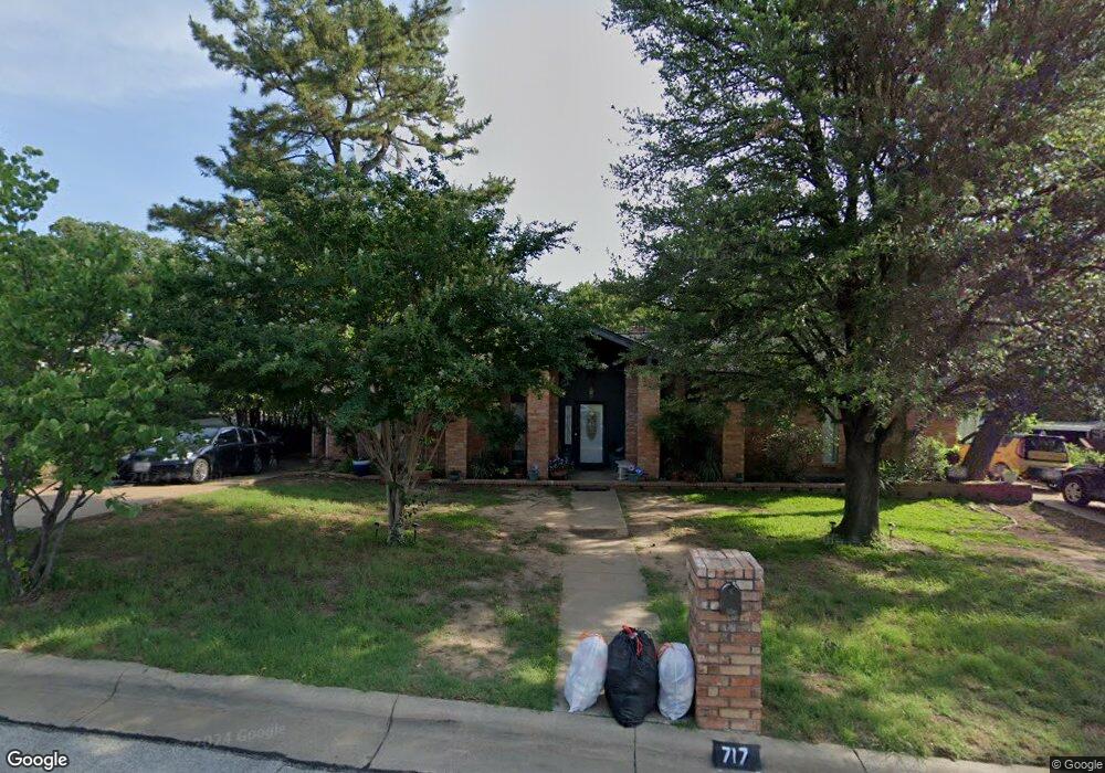 717 Monette Dr, Bedford, TX 76022 - photo 1