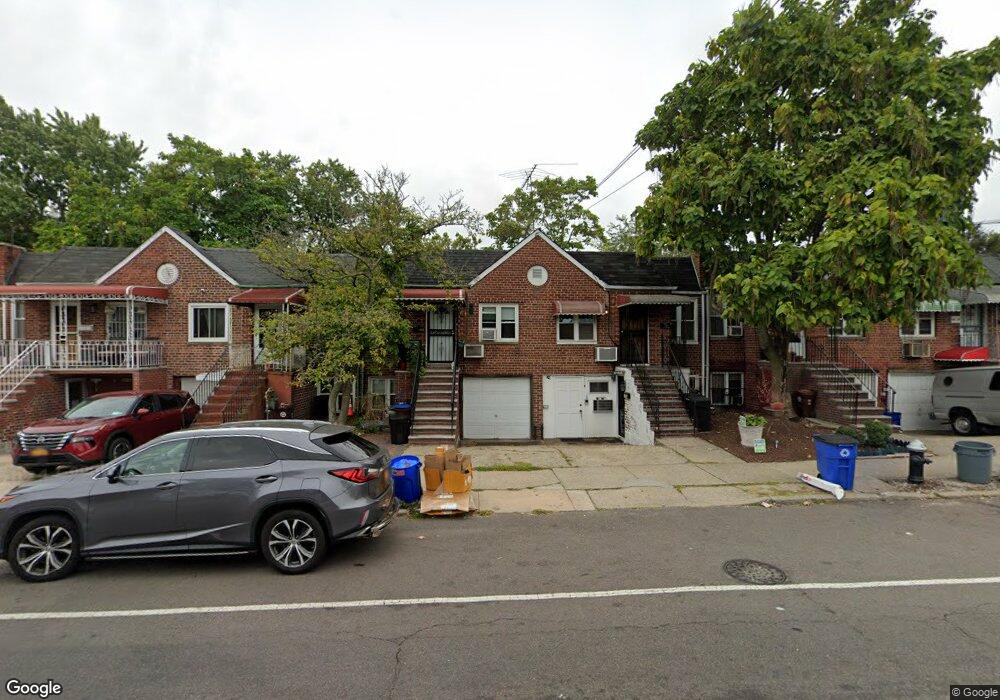 5928 164th St, Fresh Meadows, NY 11365 - photo 1