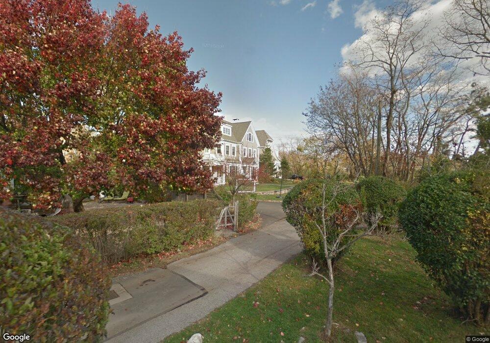 2 Compass Rd, Norwalk, CT 06853 - photo 1