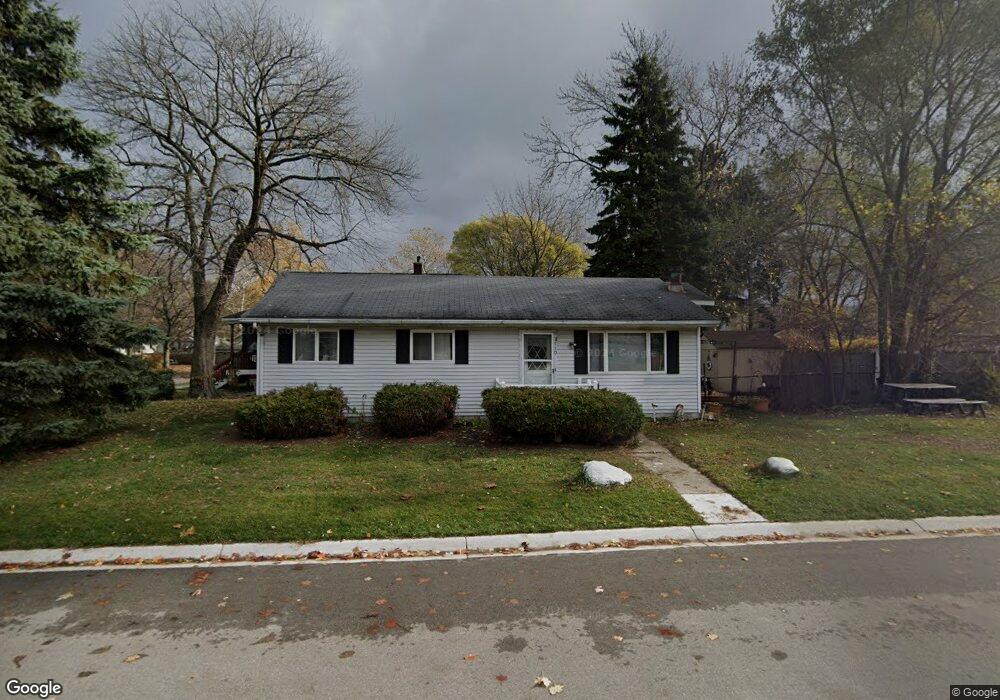 2110 13th St, Port Huron, MI 48060 - photo 1