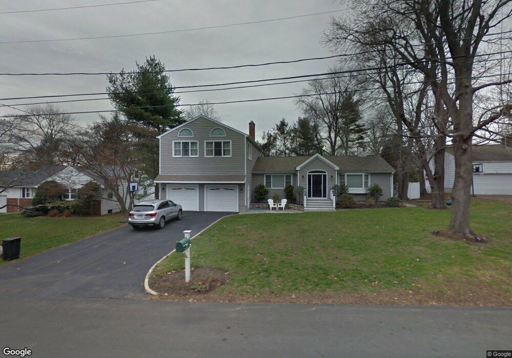 11 Cross Ridge Dr, Old Greenwich, CT 06870 - photo 1