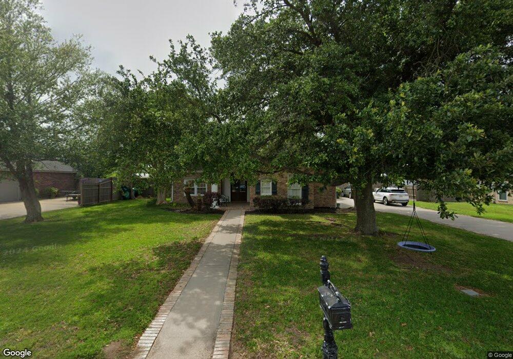 4924 W Westridge Park Dr, Lake Charles, LA 70605 - photo 1