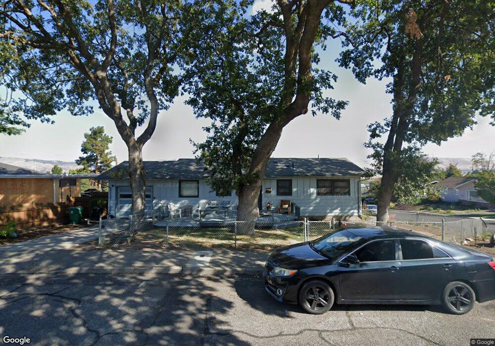 1731 E 15th St, the Dalles, OR 97058 - photo 1