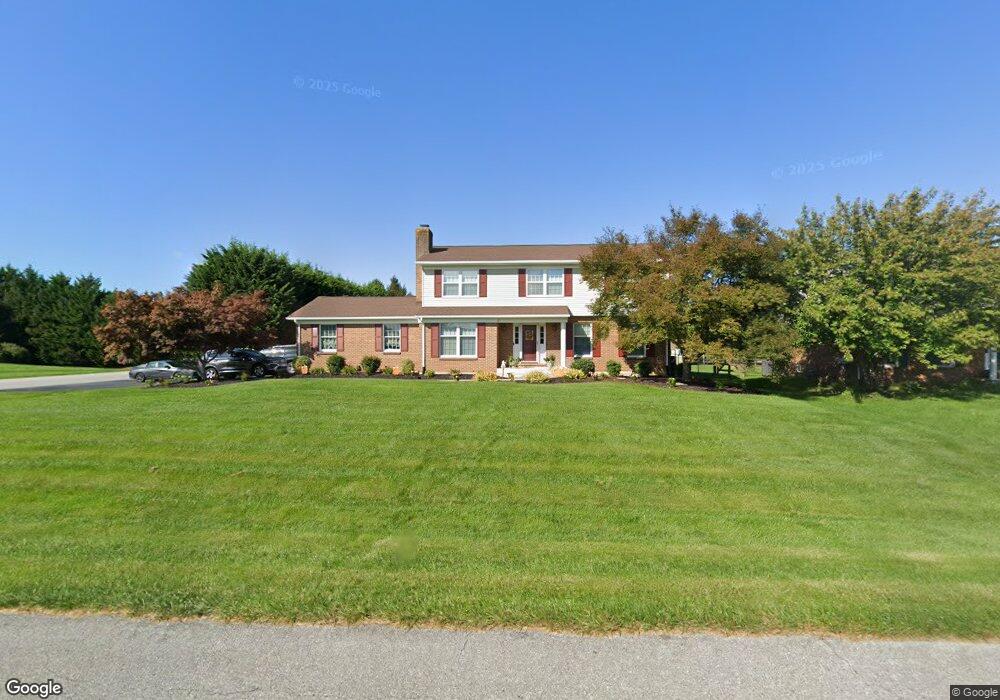 2 Mcmahon Dr, Bear, DE 19701 - photo 1