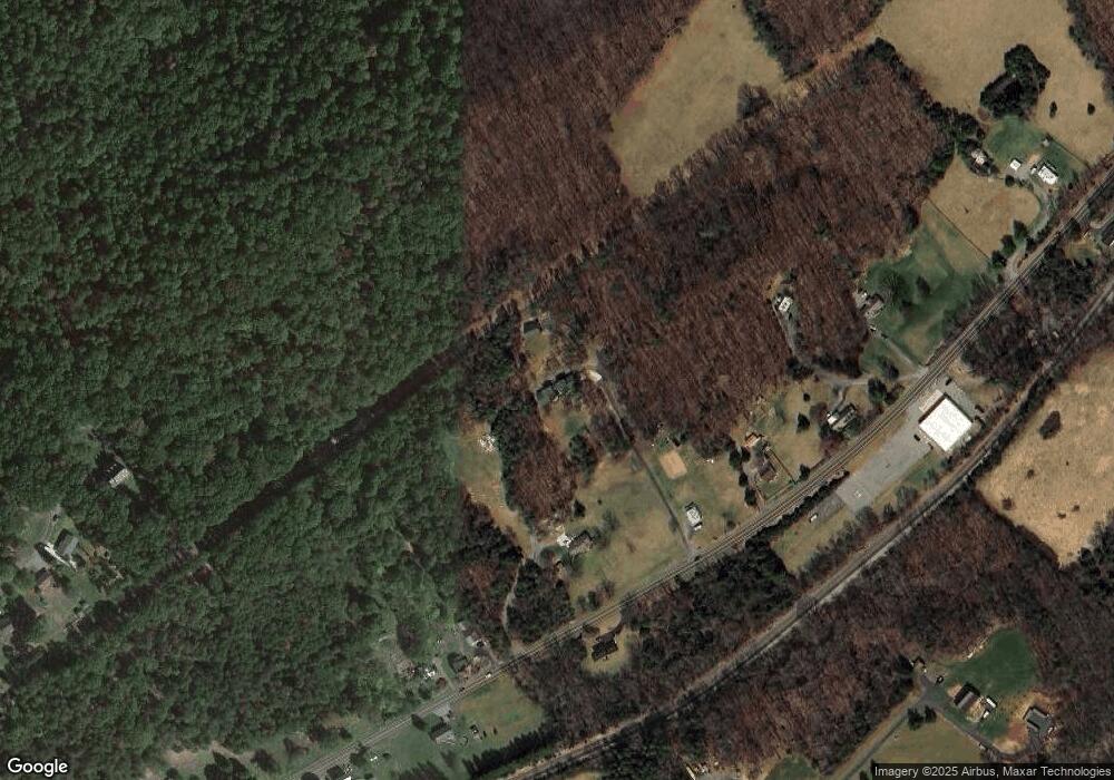 3183 Stonewall Jackson Hwy, Bentonville, VA 22610 - photo 1