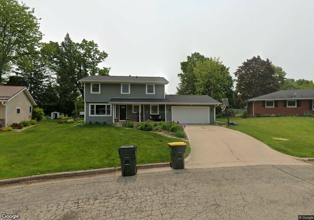 2814 Stumpf St, Cross Plains, WI 53528 - photo 1