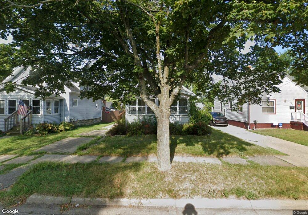 1005 N Jenison Ave, Lansing, MI 48915 - photo 1