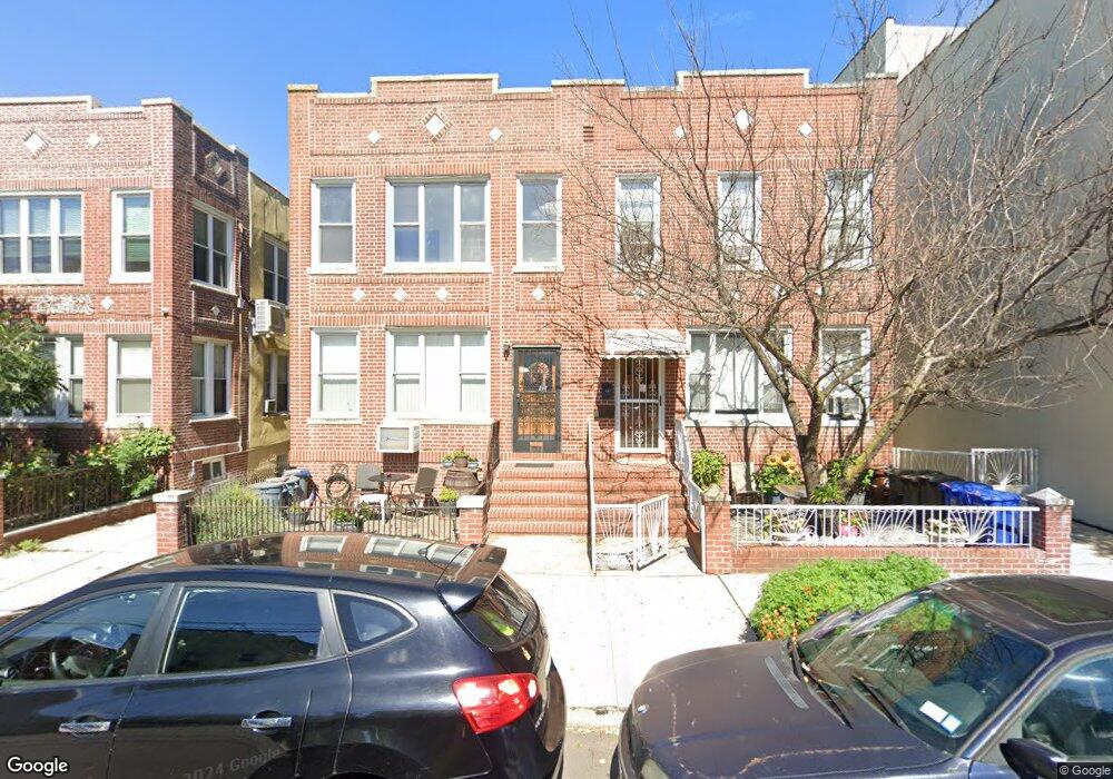 3218 46th St, Astoria, NY 11103 - photo 1