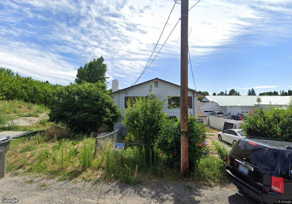 209 N Nevada Ave unit A, East Wenatchee, WA 98802 - photo 1