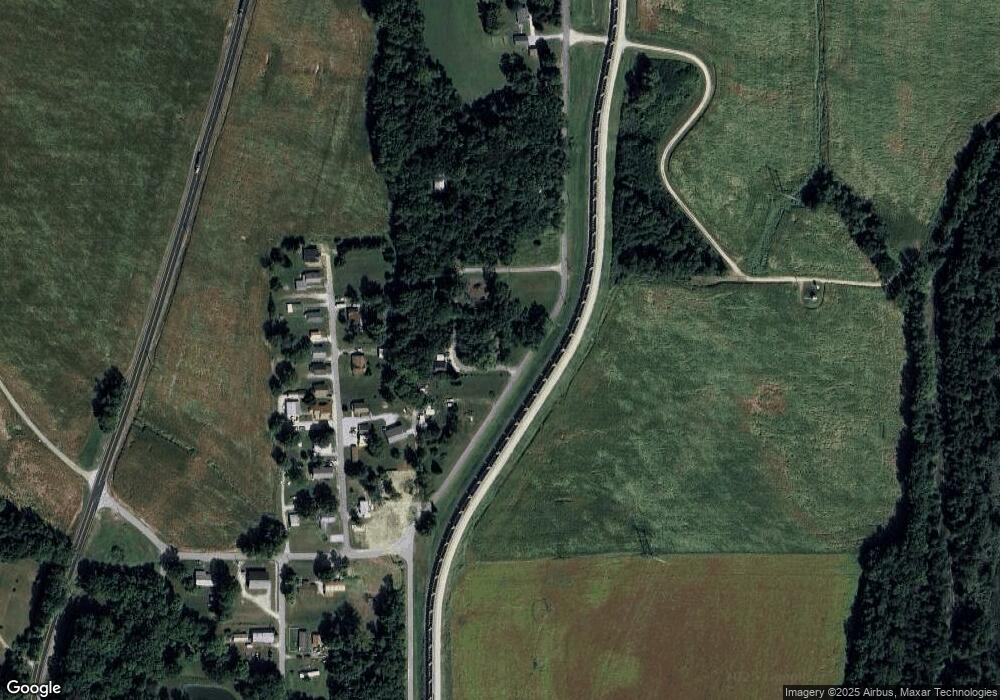 300 E Lind St, Edwardsport, IN 47528 - photo 1