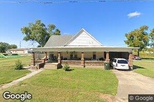 106 N Oakland Rd, Ashmore, IL 61912
