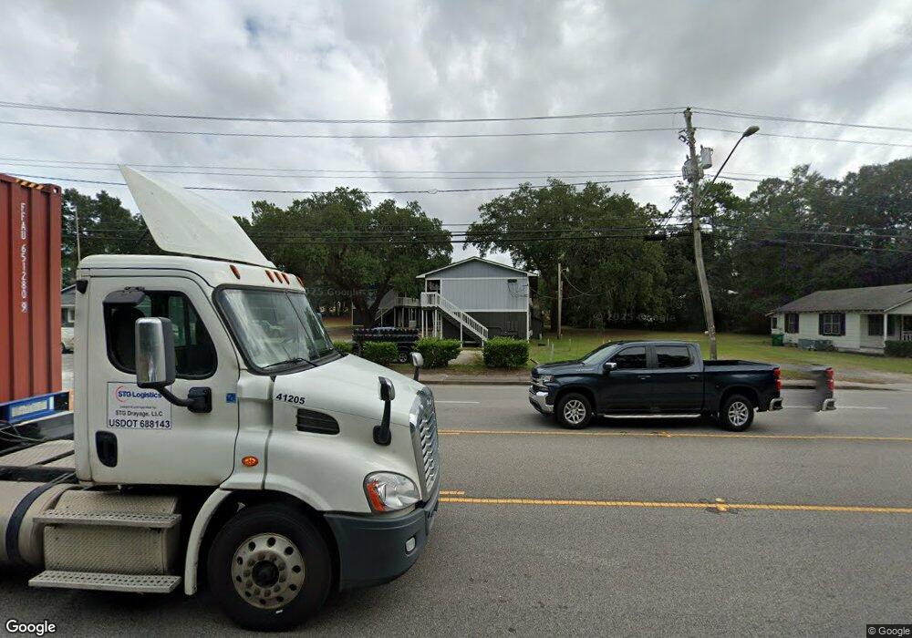 2413 S Fraser St unit 1-Bedroom, Georgetown, SC 29440 - photo 1