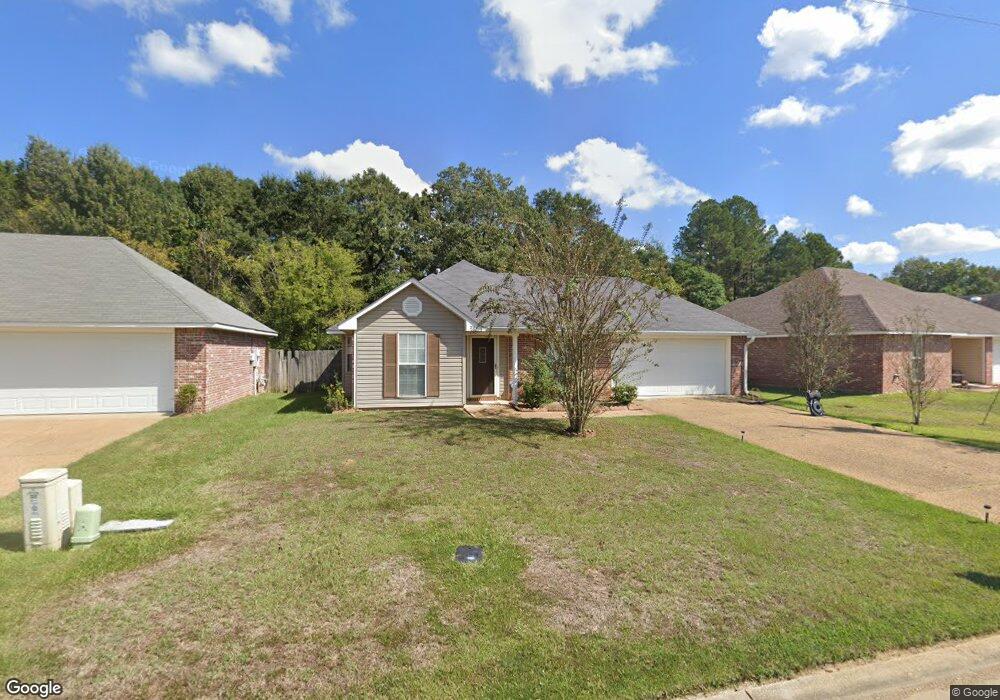 1132 Bullrun Dr, Byram, MS 39272 - photo 1