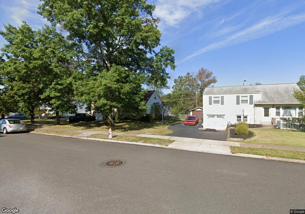 323 Erie Dr, Lansdale, PA 19446 - photo 1