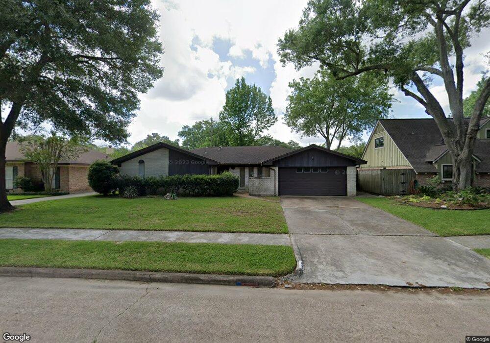 1075 Thornton Rd, Houston, TX 77018 - photo 1