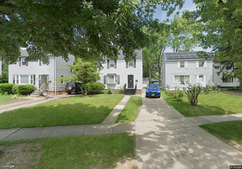 18709 Maple Heights Blvd, Maple Heights, OH 44137 - photo 1