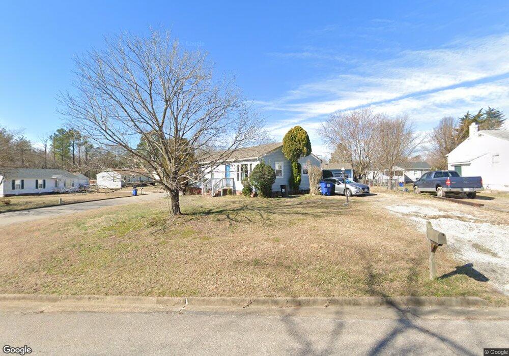 8936 Deerwater Rd, North Chesterfield, VA 23237 - photo 1