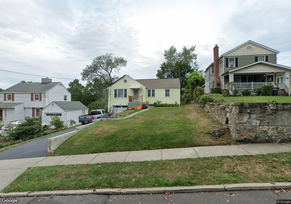 58 Courtland Hill St, Stamford, CT 06906 - photo 1