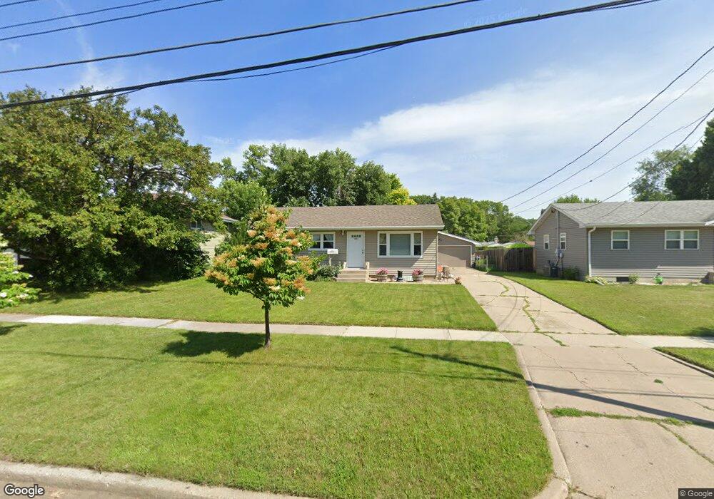 1901 14th Ave S, Fargo, ND 58103 - photo 1