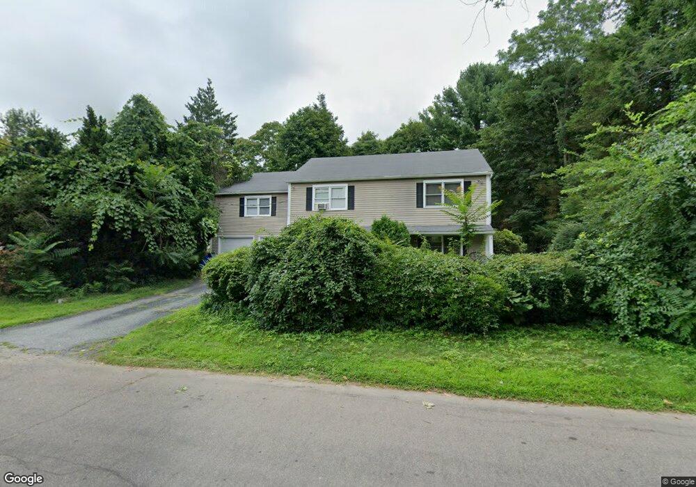 182 Lloyd Dr, Fairfield, CT 06825 - photo 1