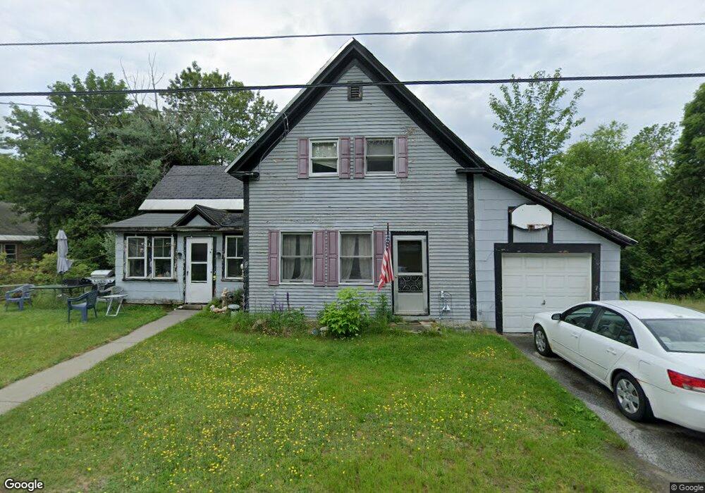 77 Bishop St, Littleton, NH 03561 - photo 1