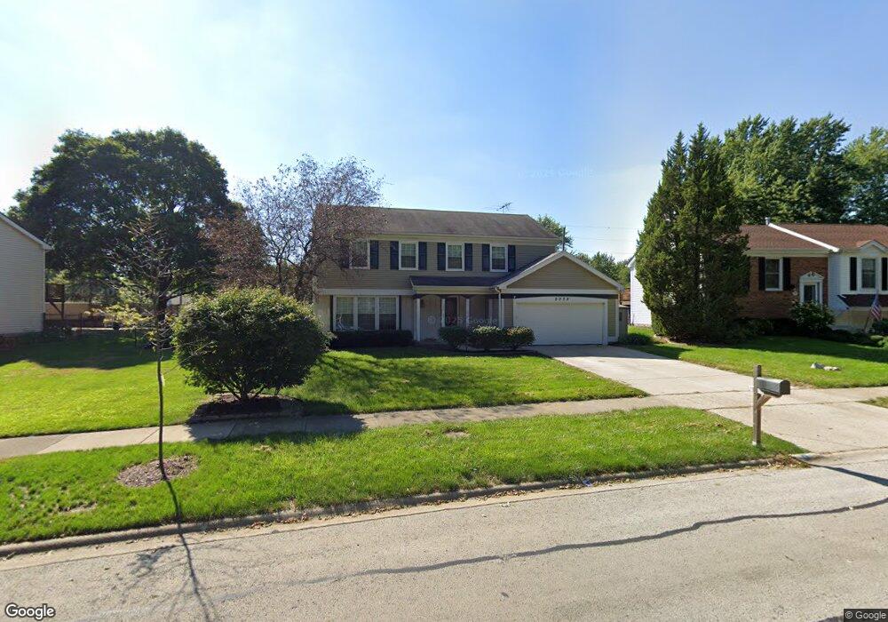 2039 Templar Dr, Naperville, IL 60565 - photo 1