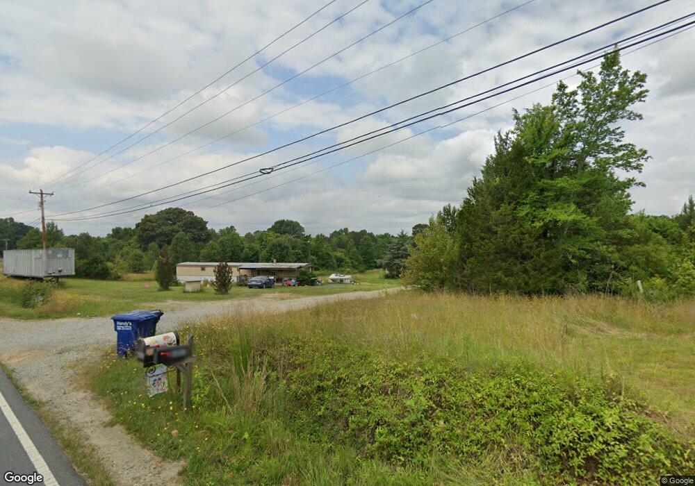 6863 Cedar Square Rd, High Point, NC 27263 - photo 1