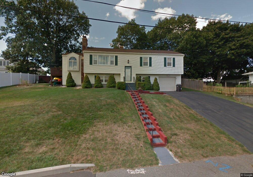 74 Meadow View Rd, New Haven, CT 06512 - photo 1