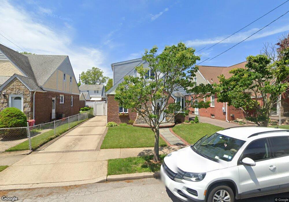 76 James St, Franklin Square, NY 11010 - photo 1