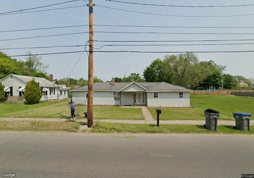 634 W Lusher Ave, Elkhart, IN 46517 - photo 1