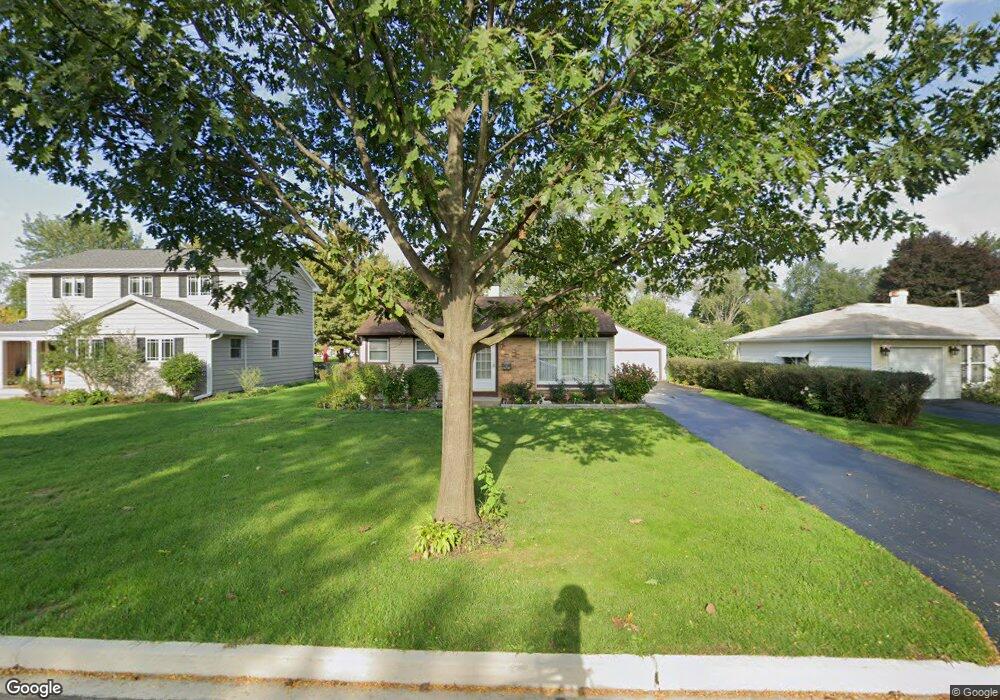 2801 Cardinal Dr, Rolling Meadows, IL 60008 - photo 1