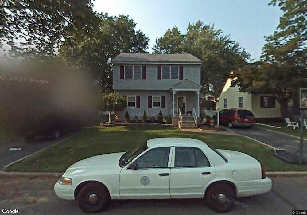 21 Alice Ln, Clark, NJ 07066 - photo 1