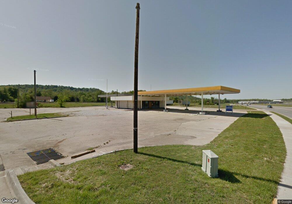 - Short St, Fayetteville, AR 72701 - photo 1