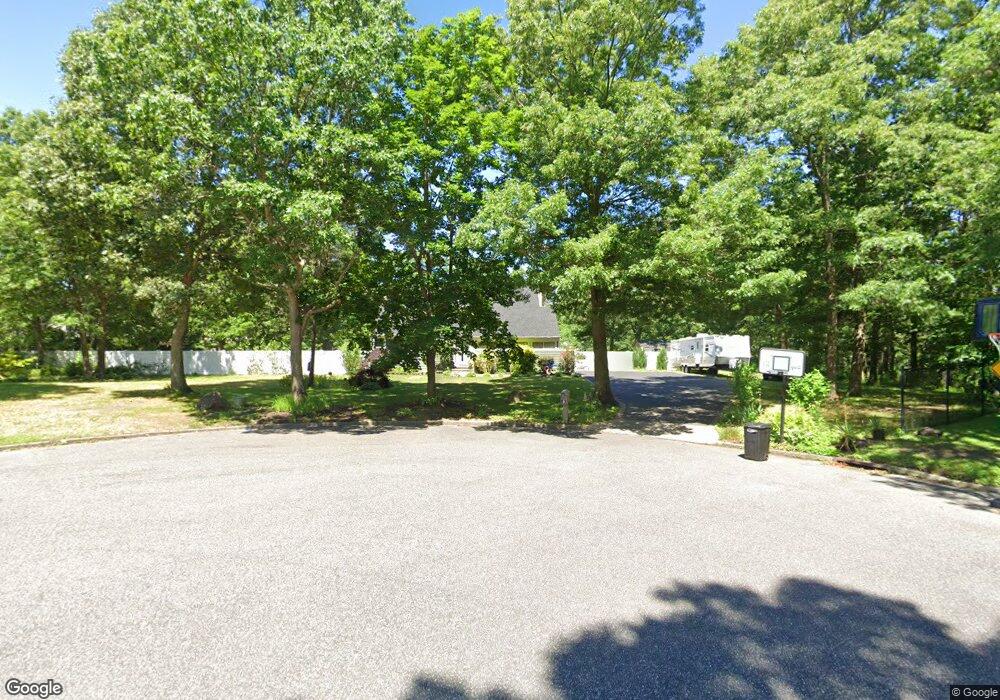 28 Michele Ln, Yaphank, NY 11980 - photo 1