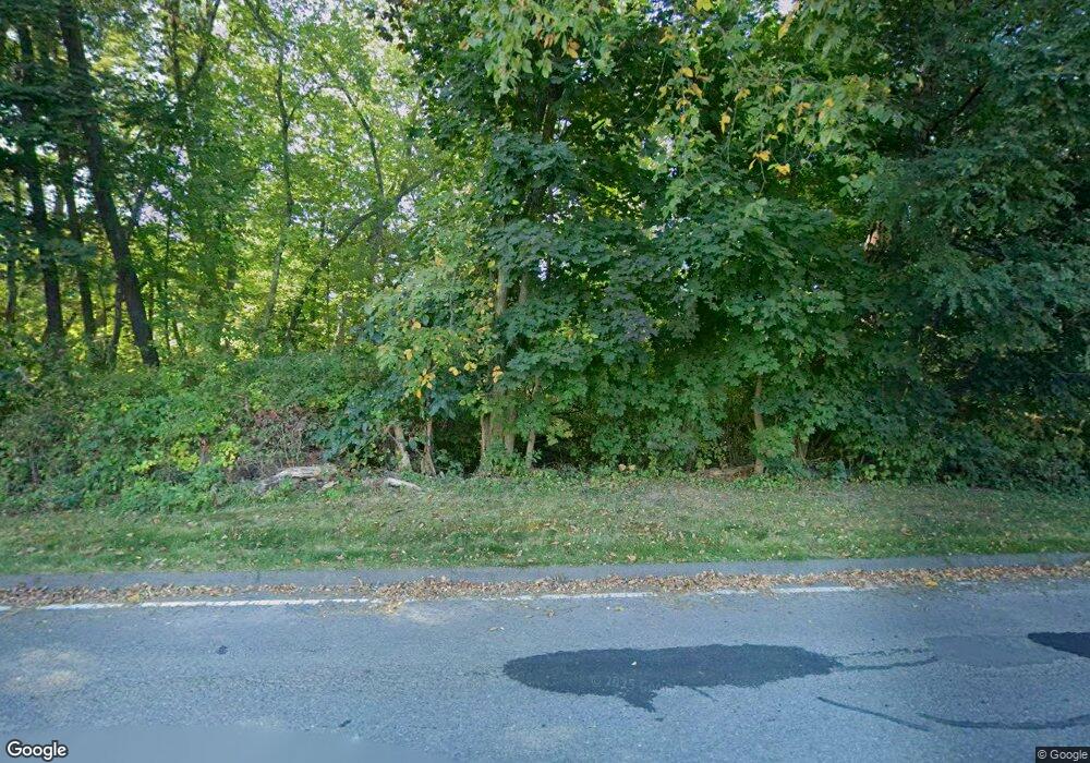 32 Grove St unit 32, Northampton, MA 01060 - photo 1