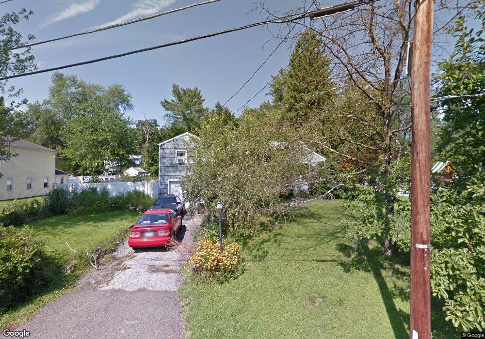 8 Clinton Ave, Cortlandt Manor, NY 10567 - photo 1