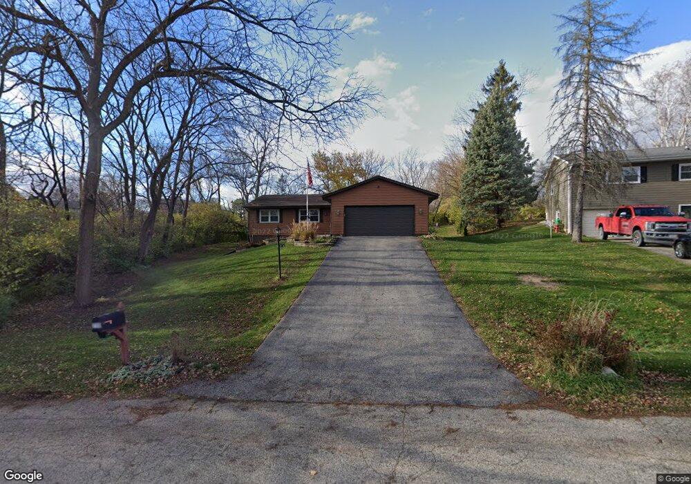 710 Hillside Ct, Algonquin, IL 60102 - photo 1