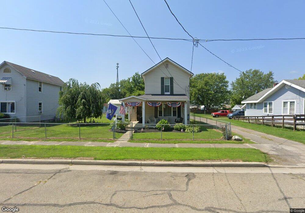 433 Thompson St, Marion, OH 43302 - photo 1
