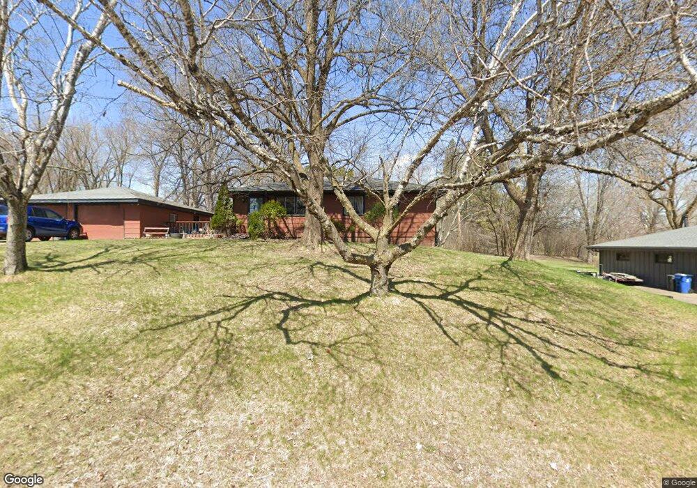 18970 Clear View Dr, Minnetonka, MN 55345 - photo 1