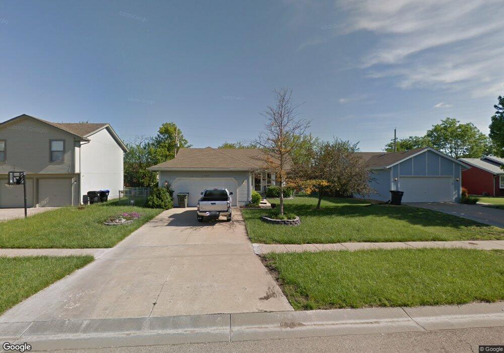 7230 SW 25th St, Topeka, KS 66614 - photo 1