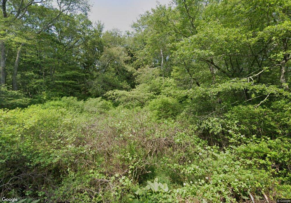 1107 Shermantown Rd, Saunderstown, RI 02874 - photo 1