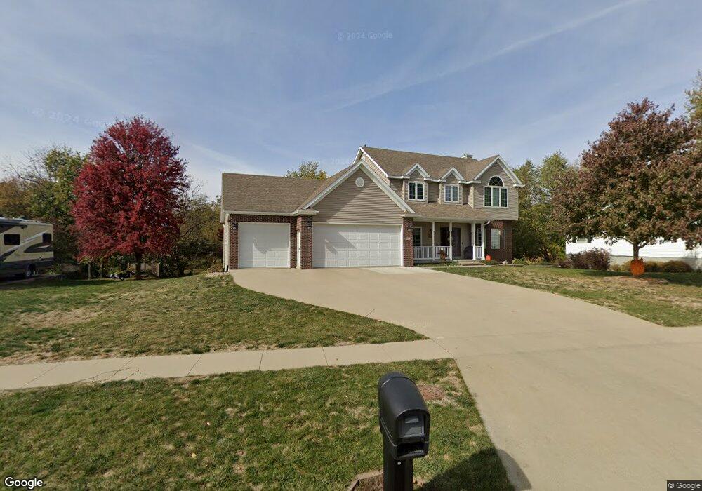 407 E 28th St S, Newton, IA 50208 - photo 1